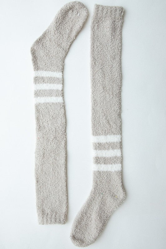 Cozy Retro Cutie Knee-High Boucle Socks