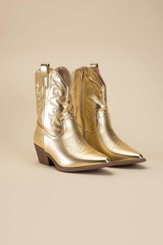 WILLA Western Booties