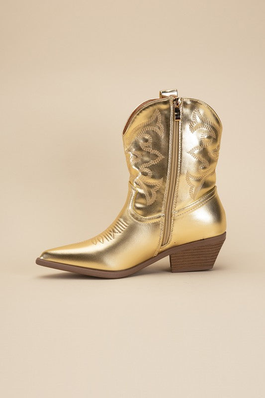 WILLA Western Booties