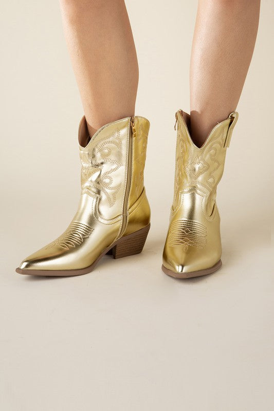 WILLA Western Booties